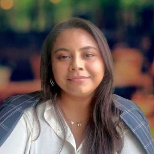 Veronica Valencia Heritage Growth Bio Image