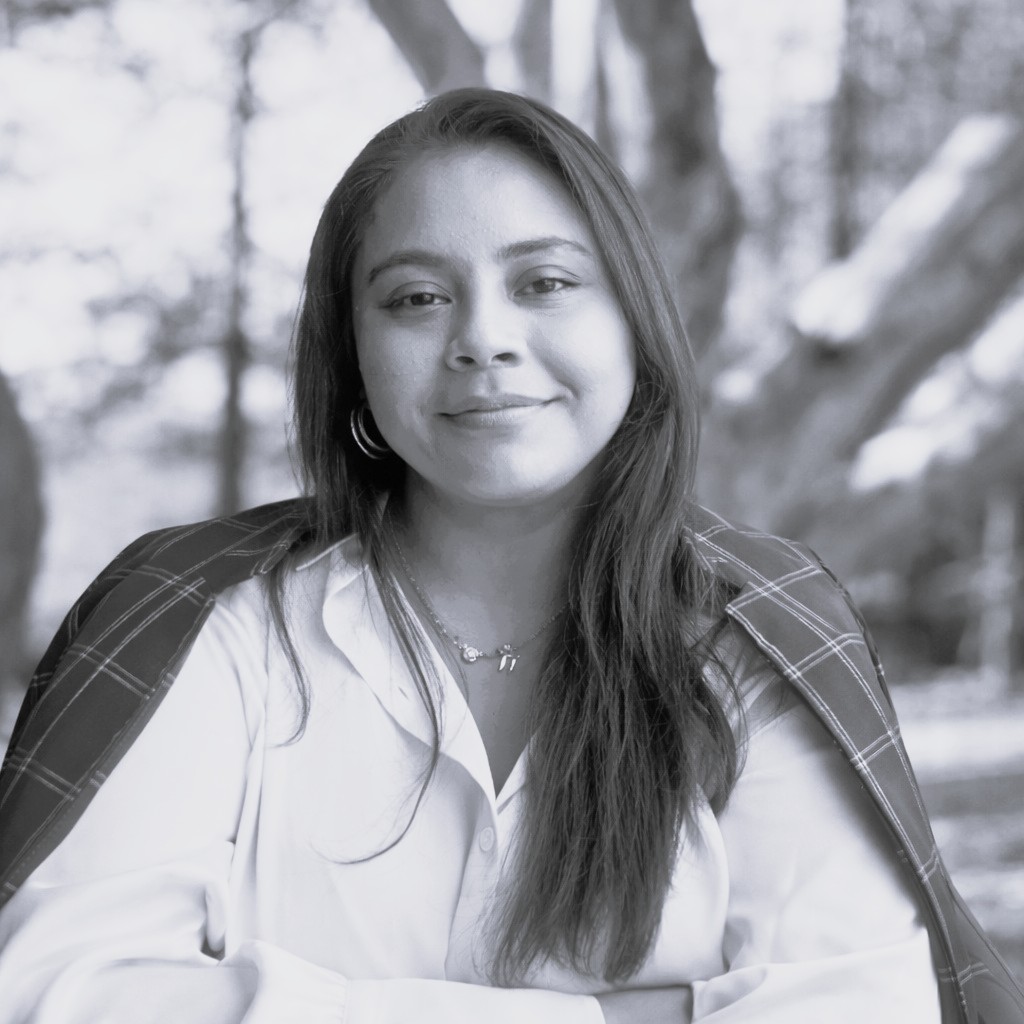 Veronica Valencia Heritage Growth Bio Image